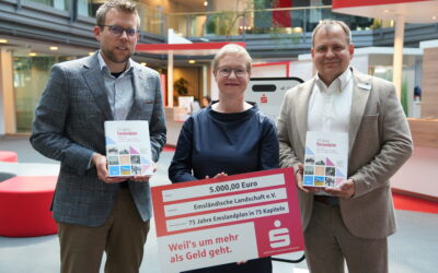 Grafschafter Sparkassenstiftung fördert Buchprojekt der Emsländischen Landschaft mit 5000 Euro
